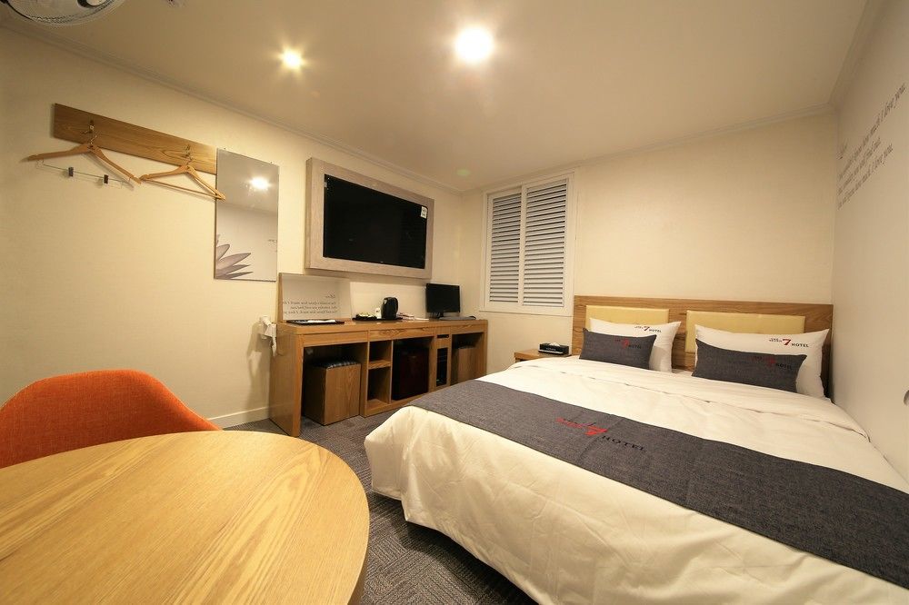 The 7 Hotel Pohang Zewnętrze zdjęcie